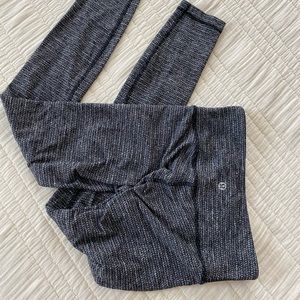 Lululemon Wunder Under leggings